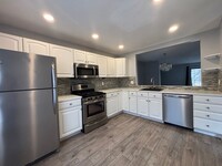 Building Photo - Parkview Hills - 3 Bedroom, 2.5 Bathroom C...