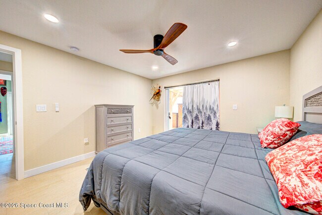 Building Photo - 30 Westview Ln