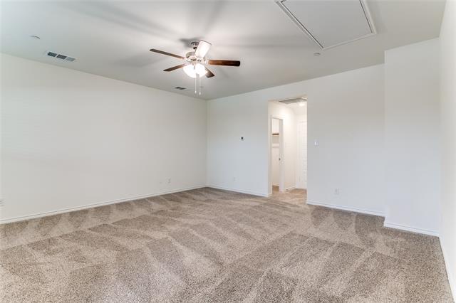 Building Photo - 2414 Klamath Dr