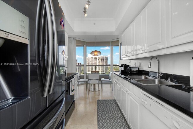 Building Photo - 21055 Yacht Club Dr