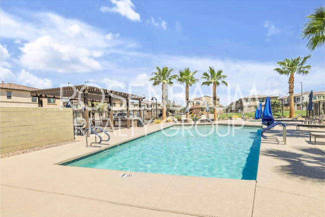 Building Photo - Stunning 3-beds, 2.5-baths townhome in the...