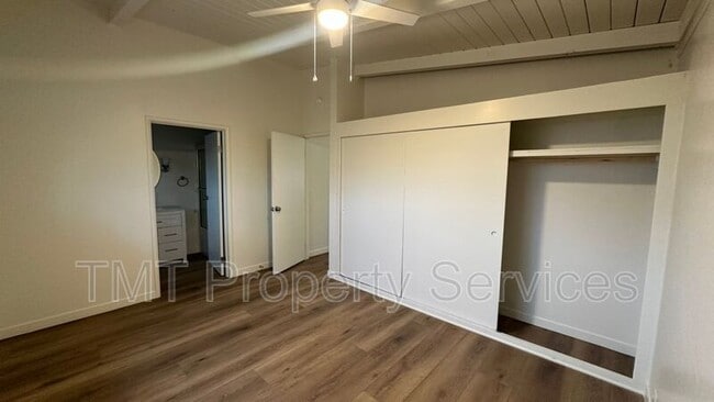 Building Photo - 17259 Walnut Ave