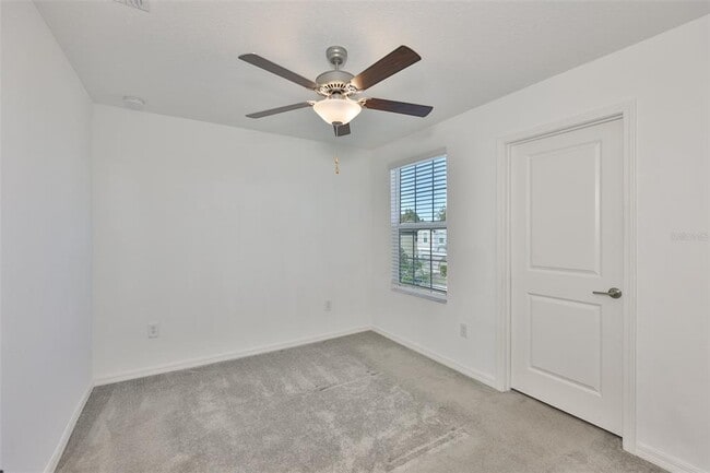 Building Photo - 9913 Jackfruit Ct