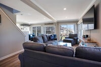 Building Photo - 2 Clifton Ave