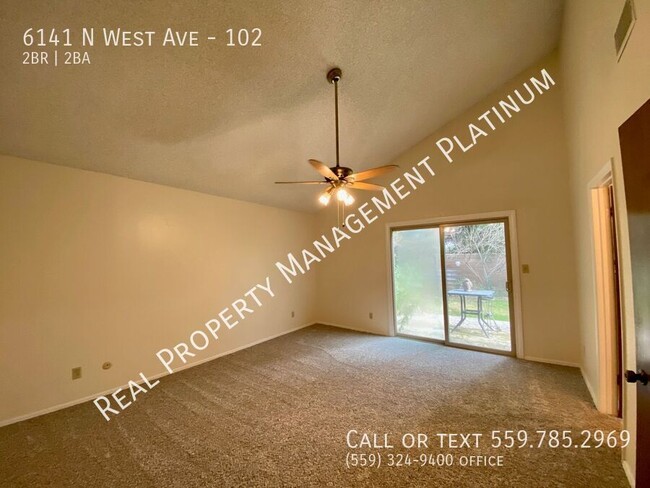 Building Photo - $1,950 Bullard & West, 2 Bed Condo, Commun...