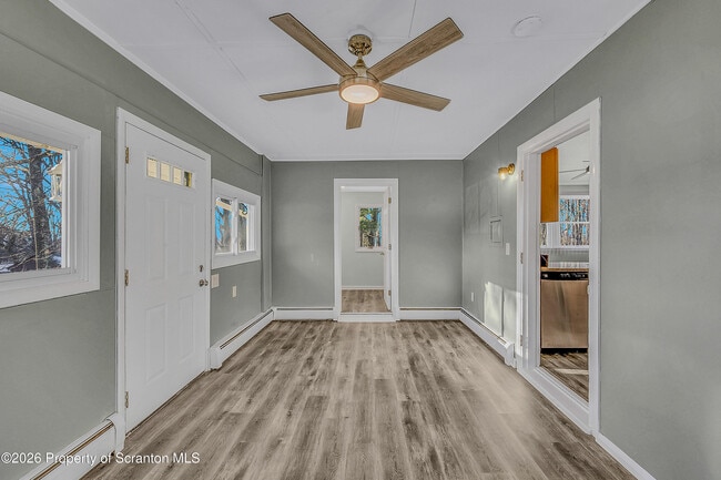 Building Photo - 301 Seymour Ave