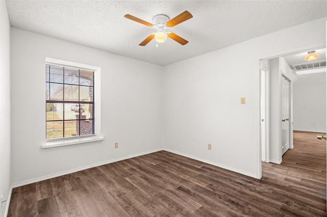 Building Photo - 4845 Barberry Dr