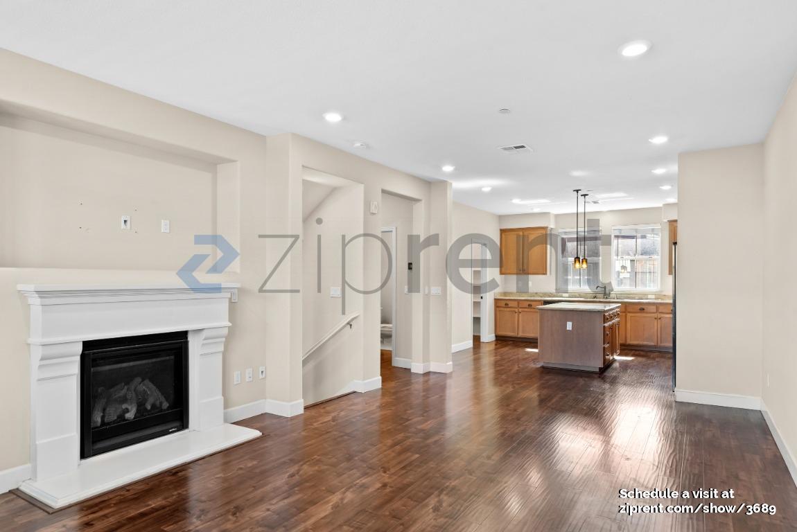 Building Photo - 25937 Dollar St