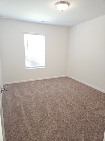 Building Photo - 3164 Lilac Grove Dr