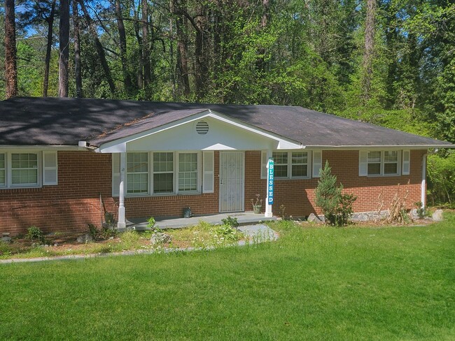 Primary Photo - Spacious 3BR Ranch in Prime Atlanta Location!
