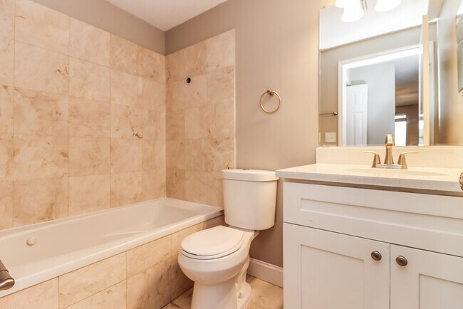 Building Photo - 12219 Hidden Brook Dr