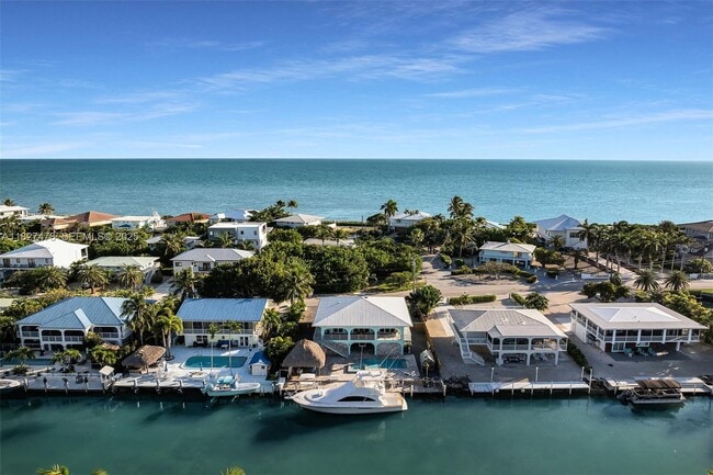 Building Photo - 232 W Seaview Dr