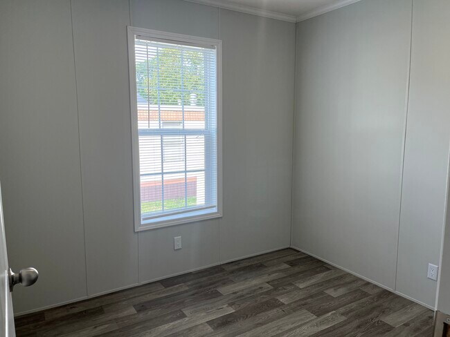 Building Photo - 31 Canary Hill Dr