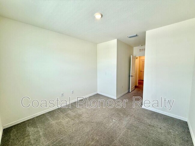 Building Photo - 32794 Pez Landing Ln