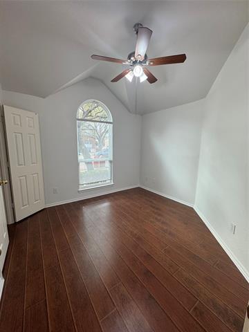 Building Photo - 1705 Bennington Dr