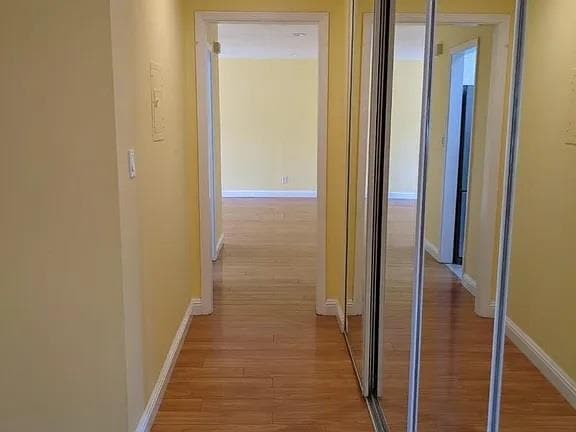 Building Photo - 7150 Rainbow Dr