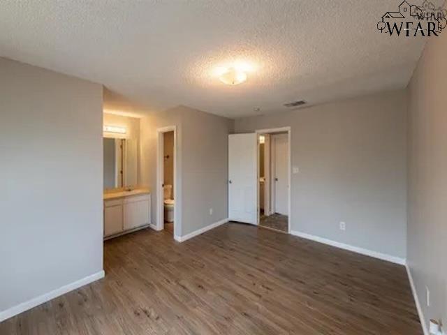 Building Photo - 2107 Richmond Dr