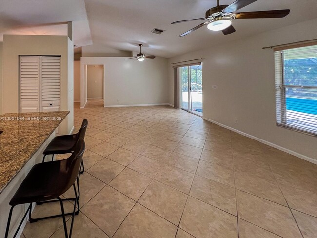 Building Photo - 16332 122nd Dr N