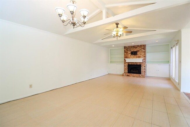 Building Photo - 14202 Ella Lee Ln