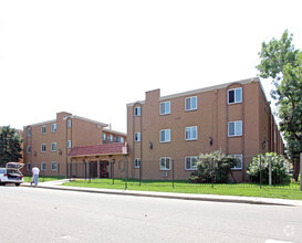 Building Photo - Casa Serena Apartments