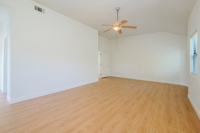 Building Photo - 17721 San Jose St