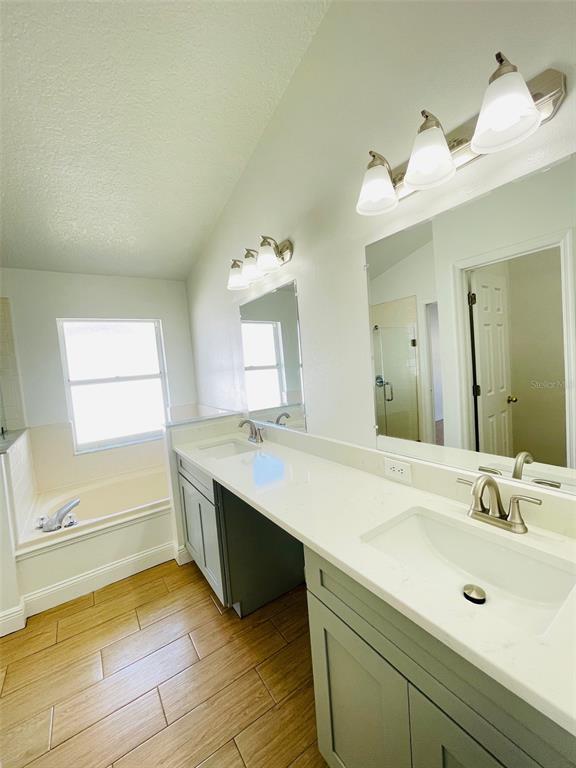 Building Photo - 2425 Timothy Ln