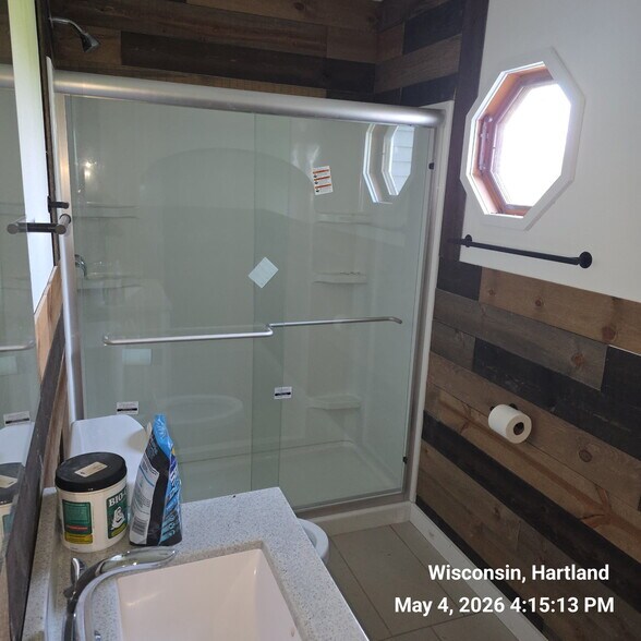 Main level bathroom - W287N8408 Center Oak Rd