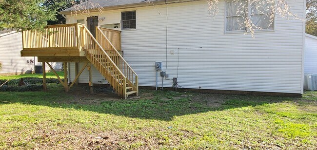 Building Photo - 7402 Brigmore Dr