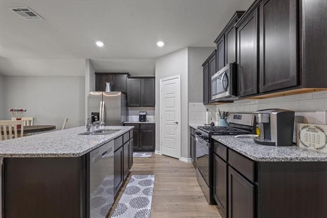 Building Photo - 7313 Mayplace Dr