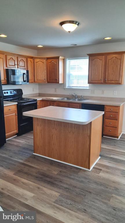 Building Photo - 304 Antilles Court