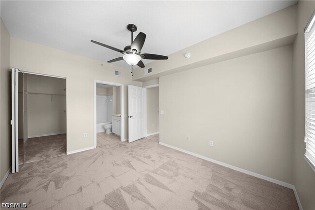 Building Photo - 11400 Ocean Walk Dr