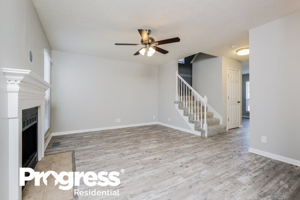 Building Photo - 379 Dorr Dr