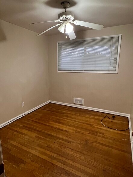 Building Photo - 13740 Pearson St