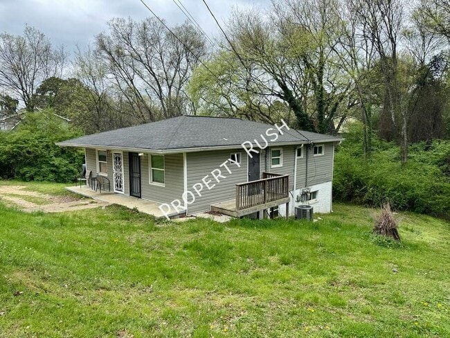 Building Photo - 6303 Walden Ave