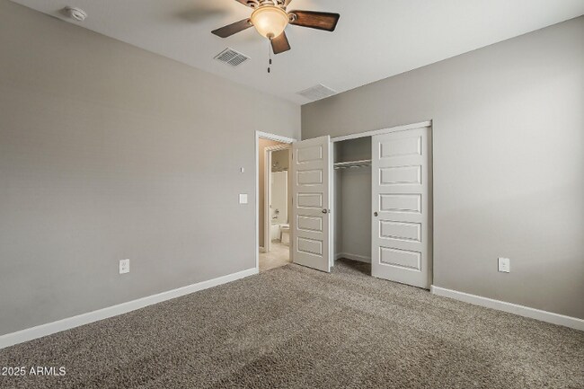 Building Photo - 44587 W Palo Amarillo Rd