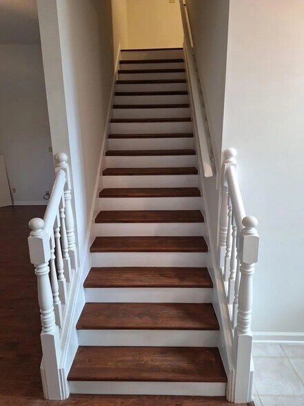 Building Photo - 3911 Lighthouse Ln