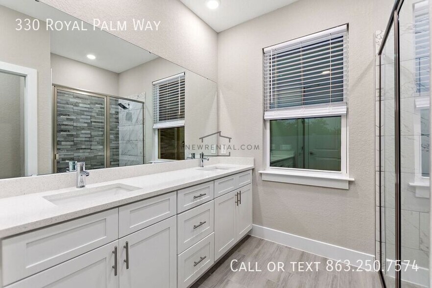 Building Photo - 330 Royal Palm Wy