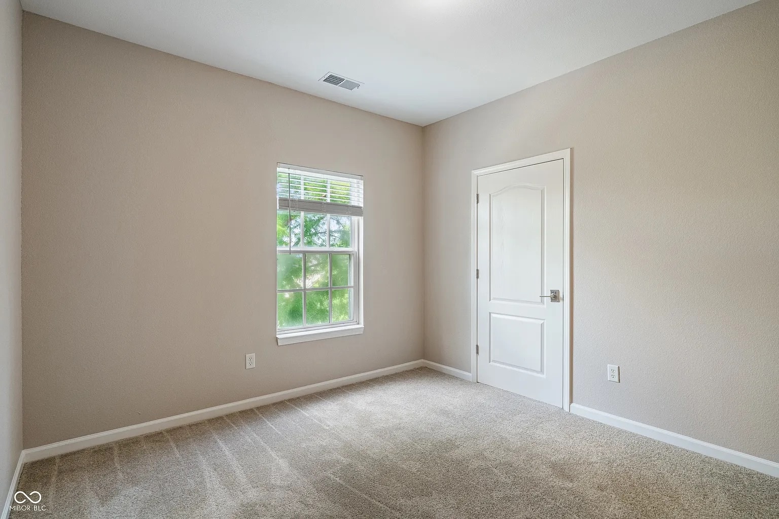 Second bedroom / office - 12833 Tradd St