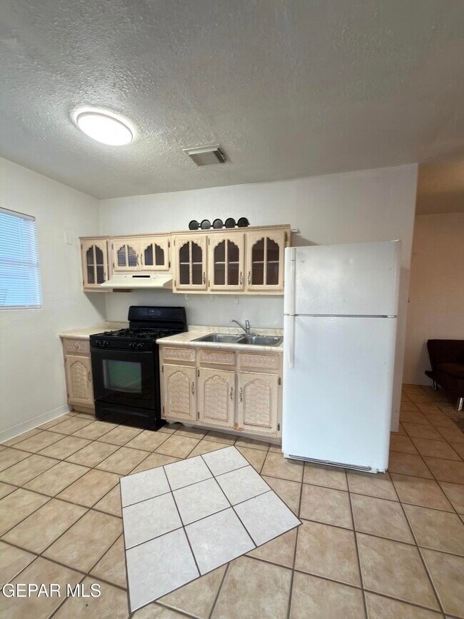 Building Photo - 11510 Valle Palomar Rd