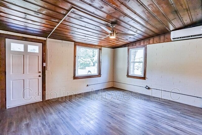Building Photo - 205 Brushy Creek Rd