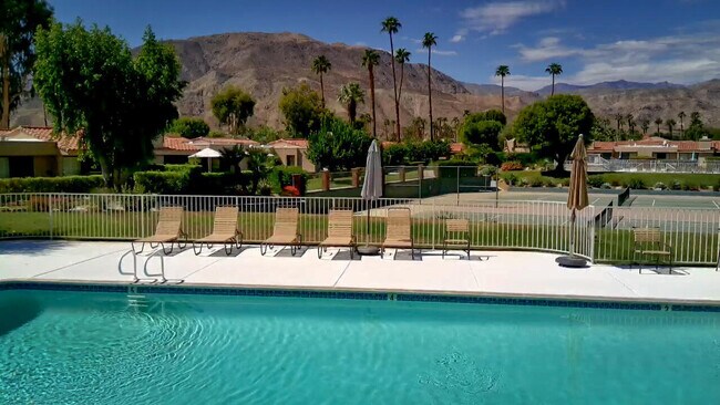 Primary Photo - 72770 Fleetwood Cir