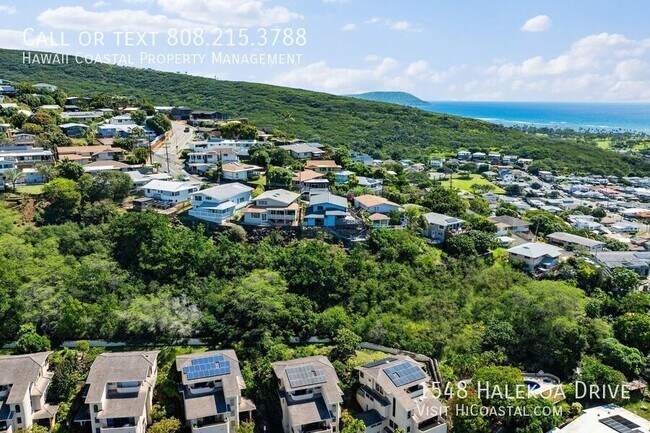 Building Photo - 1548 Halekoa Dr