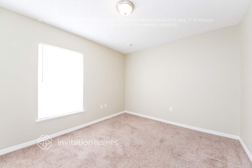 Building Photo - 1130 St Tropez Ct