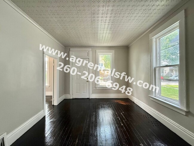 Building Photo - 4 Bedroom Home - Section 8 OK!