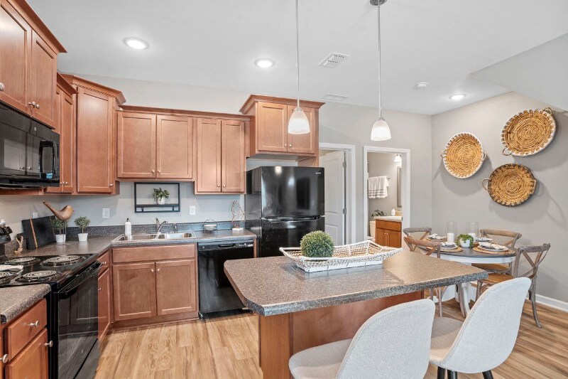 Building Photo - 2217 Del Carmel Way