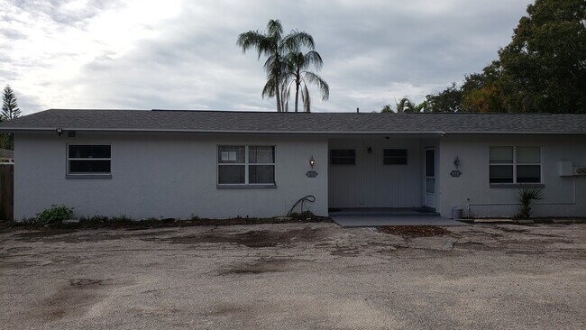 Building Photo - 651 16th St NW