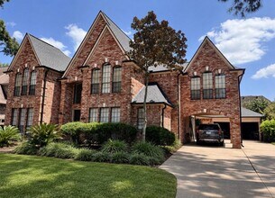 Building Photo - 8215 Turnmill Ct