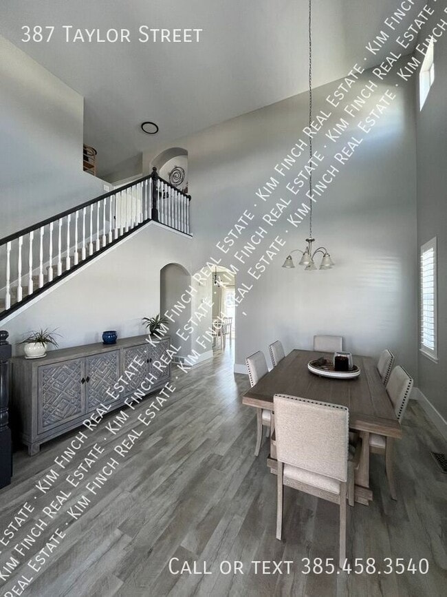 Building Photo - 387 Taylor St