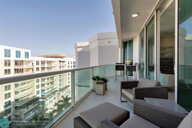 Building Photo - 500 SE Mizner Blvd