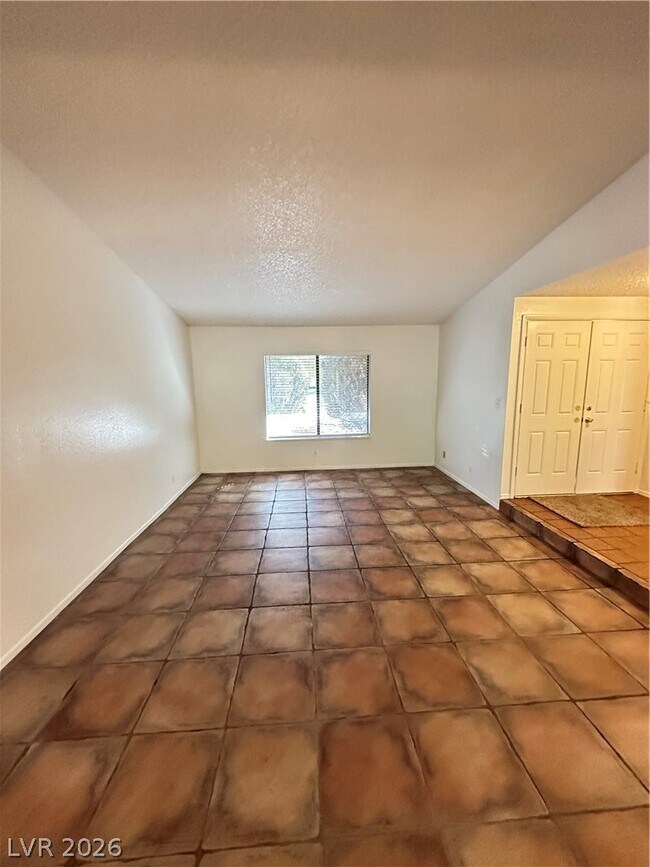 Building Photo - 2417 Doherty Way